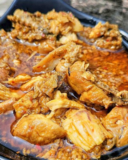 Himalayan Chicken Pickle from Dehradun Mussories Belt in Shivalik Region - Shipping all over India.